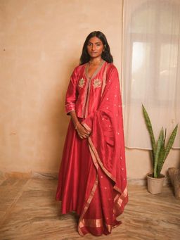 Myoho - Koti Style Kurta with Flared Pant with Dupatta