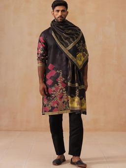 Jompers - Black Silk Blend Regular Full Sleeves Kurta With Pyjama & Dupatta