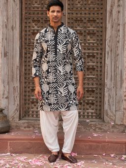 Jompers - Black Silk Blend Regular Full Sleeves Kurta With Salwar