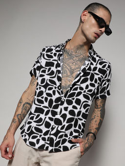 Campus Sutra - Men's White & Black Contrast Block Shirt