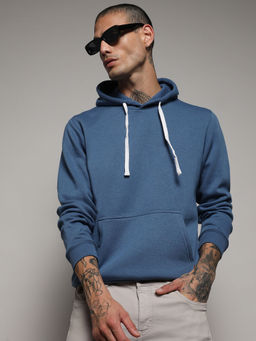 Campus Sutra - Men's Electric Blue Pullover Hoodie With Contrast Drawstring