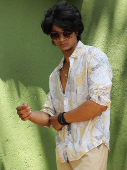 Campus Sutra - Men's EcoLiva Grey & Yellow Minimal Lined Shirt