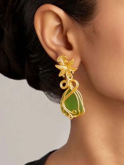 BEAUTY SPOT JEWELLERY - Green Stone with Gold Flower Metal Earrings