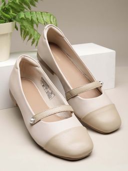 Van Heusen - Women'S White Ballerinas