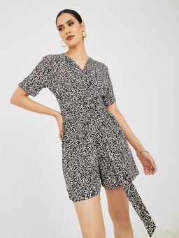 Styli - Animal Print Self Tie Waist Romper