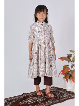 The Cotton Staple - Mocha Printed Kurta and Pant (Set of 2)