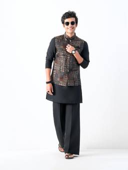 KISAH - Men Black Printed Blended Fabric Kurta and Neharu Jacket with Pant