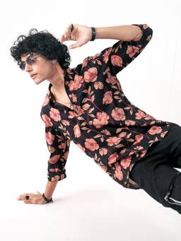 KISAH - Men Black Floral Cotton Short Kurta