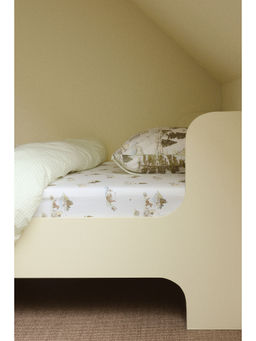 H&M - Green Patterned percale fitted sheet