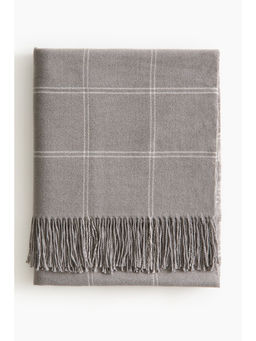 H&M - Grey Fringed blanket