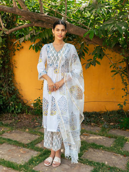 Maison Shefali - White & Blue Hand Block Printed Kurta and Pants with Dupatta (Set of 3)