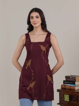 QAZMI - Women Burgundy Embroidered Viscose Rayon Sleeveless Kurti