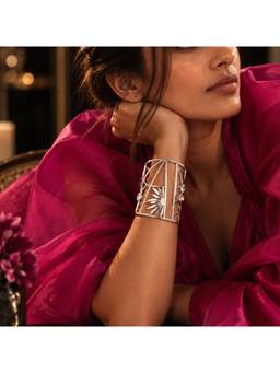 Suhani Pittie - Moonlit Nights Silver Crystals Cuff