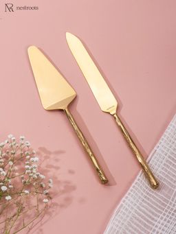 Nestroots - Artisan Elegance: Set Of 2 Cake Servers with Hammered Handles