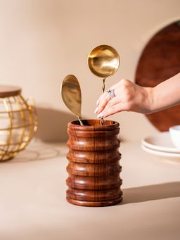 Nestroots - Maximize Style: Compact Cutlery Holder