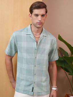 LOCOMOTIVE - Men Green Cuban Collar Relaxed Fit Shirt