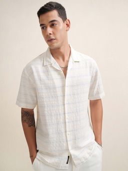 LOCOMOTIVE - Men Cream Striped Cuban Collar Relaxed Fit Shirt
