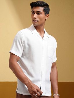 LOCOMOTIVE - Men White Textured Relaxed Fit Shirt
