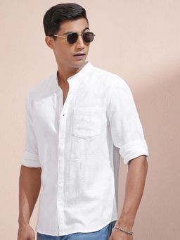 LOCOMOTIVE - Men White Jacquard Mandarin Collar Casual Regular Fit Shirt