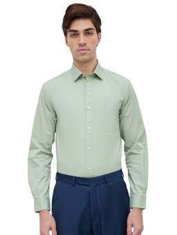 Raymond - Men Slim Solid Medium Green Shirt