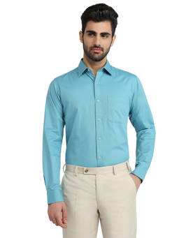 Raymond - Men Slim Solid Medium Turquoise Shirt