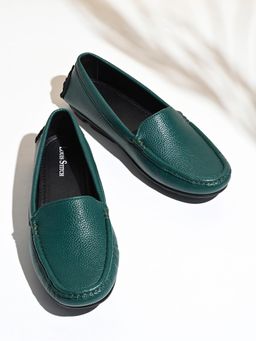 Louis Stitch - Women Green Premium Solid Slip On Casual Loafers
