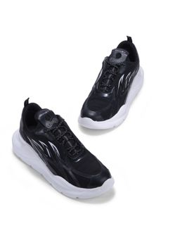 WOODLAND - Men Black Training Shoes