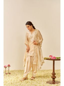 Sheetal Batra - Beige Haniya Short Kurta with Salwar and Dupatta (Set of 3)