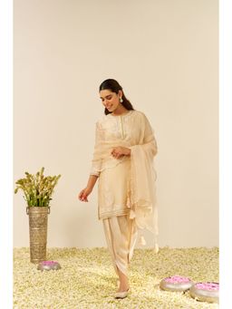 Sheetal Batra - Beige Zahra Short Kurta with Dhoti and Dupatta (Set of 3)