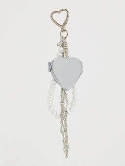Pomelo - Heart Shaped Mirror Charm Keyring - Silver