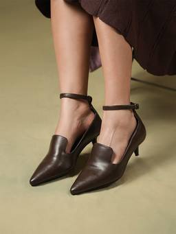 Theater - Women Blaire Brown Pointed-Toe Heels