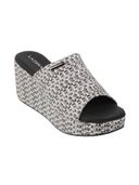 Black color option, Sold out, Currently selected