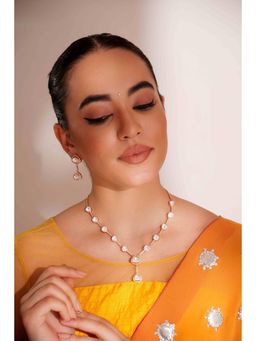 Zevar By Geeta - Pranaya Kundan Necklace With Pair Of Earring