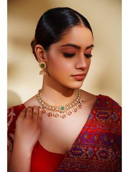 Zevar By Geeta - Zeenat Kundan Temple Necklace With Pair Of Earring