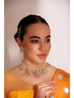 Zevar By Geeta - Tanirika Green Kundan Necklace With Pair Of Earring