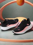 Black color option, Sold out, Currently selected