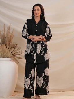 KAFTANIZE - Black Floral Placement Print In Russian Silk Co-Ord (Set of 2)