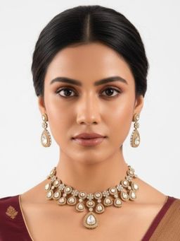 Auraa Trends - Royal Maroon and White Kundan Pendant Necklace Set