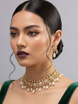 Auraa Trends - Gold Finish Kundan Polka Choker Jewellery Set