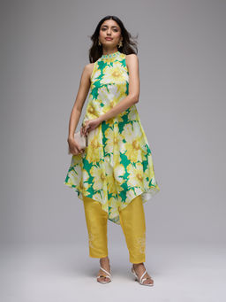Gajra Gang - Green Poly Silk Floral Printed Asymmetrical Kurta La Dolce Vita