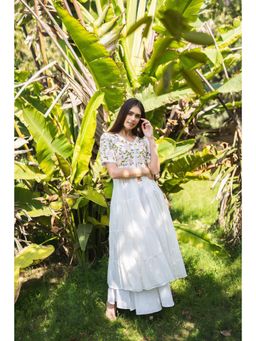 MONK & MEI - Rosery White Maxi Dress with Skirt