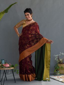 Suta - Maroon Floral Cotton and Acrylic Saree without Blouse Piece