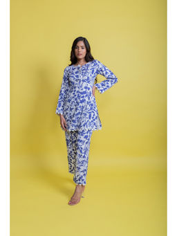 AROOP SHOP INDIA - White & Blue Bella Co-Ord (Set of 2)