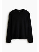 Black color option, Sold out, Currently selected