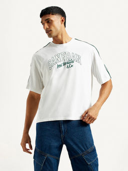 Levi's - Men Typographic Print White Loose Fit T-Shirt