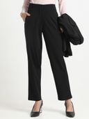 Black color option, Currently selected