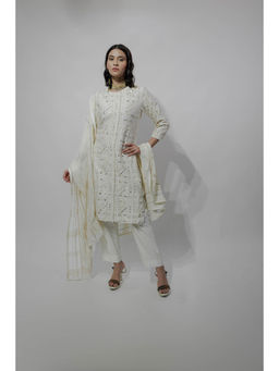 Neha Tarun - Off White Embroidered Kurta with Pant and Dupatta (Set of 3)