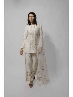 Neha Tarun - Off White Short Kurta Wit Pant and Dupatta (Set of 3)