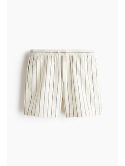 H&M - Men White Regular Fit Shorts