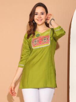 Rajnandini - Womens Green Poly Silk Printed Tunic